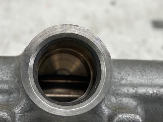 Топливная рейка TOYOTA MARK X ZIO ANA15 2AZFE 23814-28031 5 ракурс