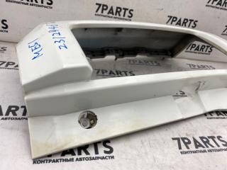 Накладка на стоп правая задняя NISSAN ELGRAND ME51 VQ25DE 85028WL600 3 ракурс