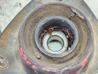 Чашка стойки передняя MITSUBISHI PAJERO IO H67W 4G94 MB303452 2 ракурс
