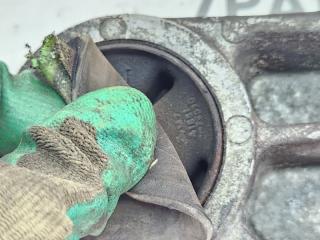Подушка редуктора TOYOTA IPSUM ACM26 2AZFE 52390-28050 3 ракурс