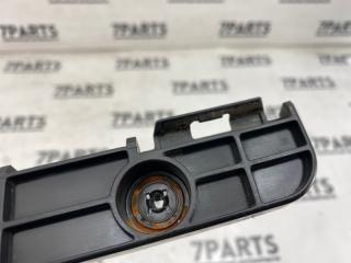 Крепление бампера левое заднее TOYOTA MARK X ZIO ANA10 2AZFE 52576-72011 4 ракурс