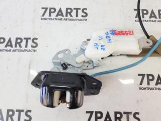 Замок 5-й двери NISSAN NOTE E12 HR12DE 2 ракурс