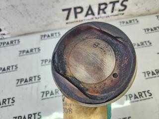 Поршень с шатуном TOYOTA IPSUM ACM21 2AZFE 13211-28031 3 ракурс Поршень с шатуном TOYOTA IPSUM ACM21 2AZFE 13211-28031 3 ракурс