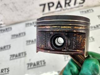 Поршень с шатуном TOYOTA IPSUM ACM21 2AZFE 13211-28031 4 ракурс Поршень с шатуном TOYOTA IPSUM ACM21 2AZFE 13211-28031 4 ракурс