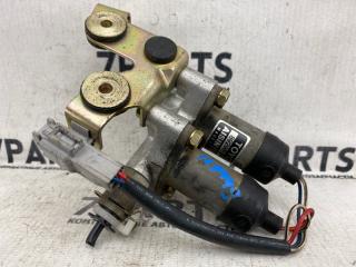 Клапан регулировки подвески TOYOTA SOARER UZZ31 1UZFE 89296-24020 4 ракурс Клапан регулировки подвески TOYOTA SOARER UZZ31 1UZFE 89296-24020 4 ракурс