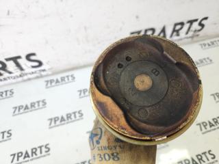 Поршень с шатуном TOYOTA CELSIOR UCF31 3UZFE 2 ракурс Поршень с шатуном TOYOTA CELSIOR UCF31 3UZFE 2 ракурс
