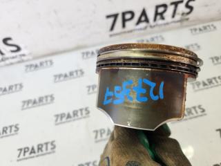 Поршень с шатуном TOYOTA CELSIOR UCF31 3UZFE 5 ракурс Поршень с шатуном TOYOTA CELSIOR UCF31 3UZFE 5 ракурс