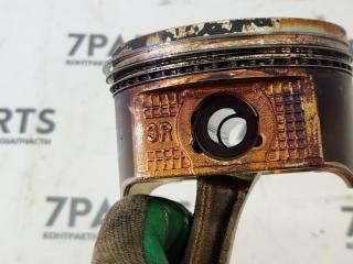 Поршень с шатуном TOYOTA CELSIOR UCF31 3UZFE 3 ракурс Поршень с шатуном TOYOTA CELSIOR UCF31 3UZFE 3 ракурс
