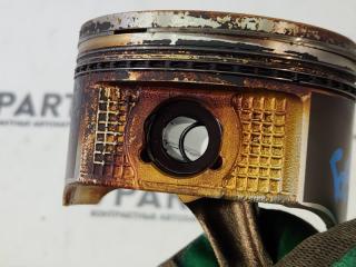 Поршень с шатуном TOYOTA CELSIOR UCF31 3UZFE 5 ракурс Поршень с шатуном TOYOTA CELSIOR UCF31 3UZFE 5 ракурс