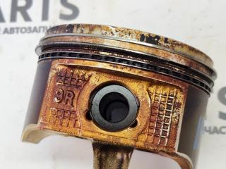 Поршень с шатуном TOYOTA CELSIOR UCF31 3UZFE 3 ракурс Поршень с шатуном TOYOTA CELSIOR UCF31 3UZFE 3 ракурс