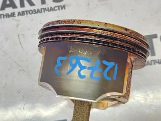 Поршень с шатуном TOYOTA CELSIOR UCF31 3UZFE 4 ракурс Поршень с шатуном TOYOTA CELSIOR UCF31 3UZFE 4 ракурс