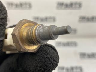 Датчик температуры TOYOTA IPSUM ACM21 2AZFE 89422-33030 3 ракурс