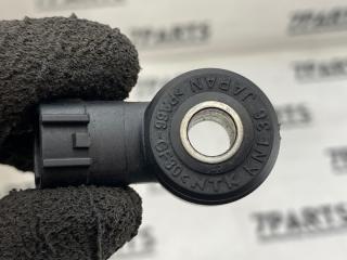 Датчик детонации NISSAN MARCH K13 HR12DE 220601HC0A,KNE36 2 ракурс