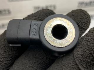 Датчик детонации NISSAN MARCH K13 HR12DE 220601HC0A,KNE36 3 ракурс