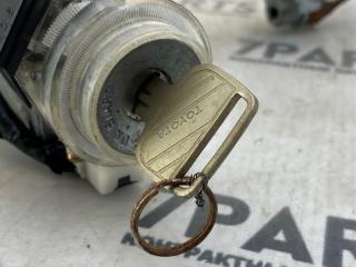 Замок зажигания TOYOTA ESTIMA EMINA CXR10 3CTE 3 ракурс