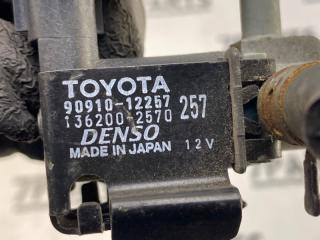 Вакуумный клапан TOYOTA ISIS ANM10 1AZFSE 90910-12257 4 ракурс