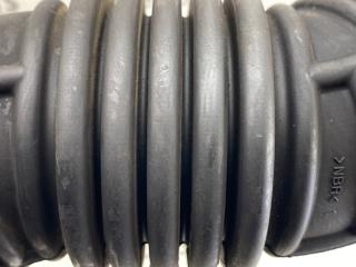 Патрубок воздушн.фильтра NISSAN SERENA HFC26 MR20DD 165761VA0A 3 ракурс
