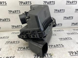 Корпус воздушного фильтра TOYOTA ALLION NZT260 1NZFE 17700-21181 2 ракурс Корпус воздушного фильтра TOYOTA ALLION NZT260 1NZFE 17700-21181 2 ракурс