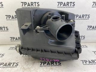 Корпус воздушного фильтра TOYOTA ALLION NZT260 1NZFE 17700-21181 3 ракурс Корпус воздушного фильтра TOYOTA ALLION NZT260 1NZFE 17700-21181 3 ракурс