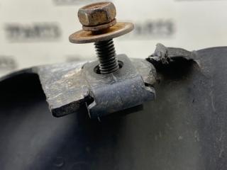 Подкрылок правый задний MAZDA BONGO FRIENDEE SG5W J5 S05B56330 5 ракурс