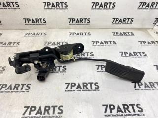 Педаль подачи топлива TOYOTA BREVIS JCG10 1JZFSE 78010-51070 1 ракурс
