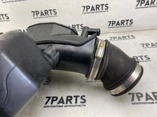Патрубок воздушн.фильтра NISSAN CEDRIC MY34 VQ25DD 16576CR400 5 ракурс