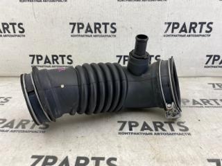 Патрубок воздушн.фильтра TOYOTA AVENSIS ZRT272 3ZRFAE 17881-0T060 3 ракурс Патрубок воздушн.фильтра TOYOTA AVENSIS ZRT272 3ZRFAE 17881-0T060 3 ракурс