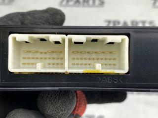 Блок управления TOYOTA BREVIS JCG10 1JZFSE 88650-51010 3 ракурс