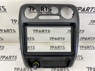 Консоль магнитофона DAIHATSU TERIOS KID J111G EF-DET 3 ракурс Консоль магнитофона DAIHATSU TERIOS KID J111G EF-DET 3 ракурс