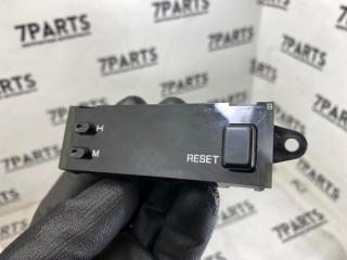 Часы NISSAN ELGRAND APE50 VQ35DE 25820VE000 3 ракурс
