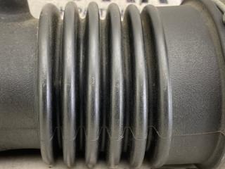Патрубок воздушн.фильтра MITSUBISHI COLT Z27A 4G15 MN130325 2 ракурс