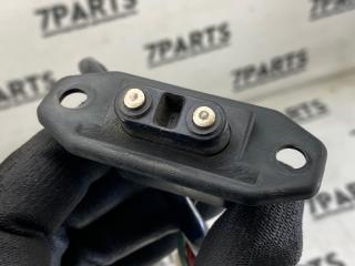 Контактная группа сдвижной двери правая задняя MAZDA BONGO BRAWNY SRE9V FE S52066680 3 ракурс