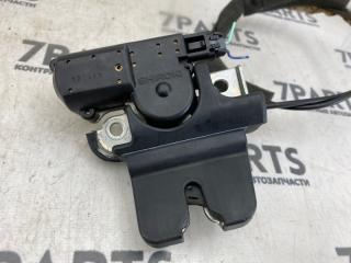 Замок багажника TOYOTA PROGRES JCG15 1JZFSE 2 ракурс