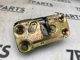 Замок двери правый задний MAZDA BONGO BRAWNY SRE9V FE 3 ракурс