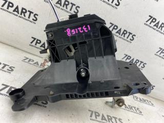 Селектор акпп TOYOTA MARK X GRX130 4GRFSE 2 ракурс Селектор акпп TOYOTA MARK X GRX130 4GRFSE 2 ракурс