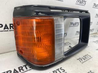 Габарит левый передний MAZDA BONGO BRAWNY SRE9V FE 3174 2 ракурс Габарит левый передний MAZDA BONGO BRAWNY SRE9V FE 3174 2 ракурс
