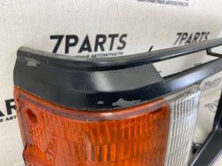Габарит левый передний MAZDA BONGO BRAWNY SRE9V FE 3174 4 ракурс Габарит левый передний MAZDA BONGO BRAWNY SRE9V FE 3174 4 ракурс