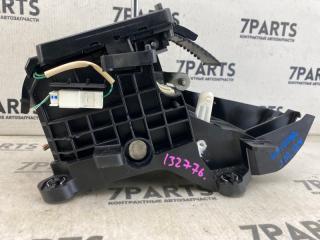 Селектор акпп TOYOTA AVENSIS AZT255 1AZFSE 2 ракурс