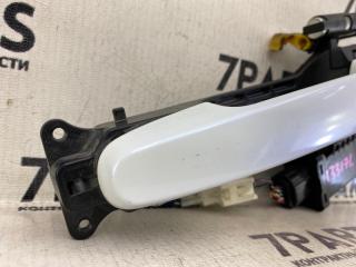 Ручка двери левая передняя TOYOTA BLADE AZE156 2AZFE 2 ракурс