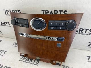 Часы NISSAN FUGA Y50 VQ25DE 25810EG000 3 ракурс Часы NISSAN FUGA Y50 VQ25DE 25810EG000 3 ракурс
