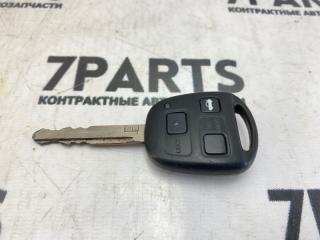 Ключ зажигания TOYOTA AVENSIS AZT250 1 ракурс