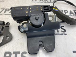 Замок багажника TOYOTA BREVIS JCG10 1JZFSE 3 ракурс