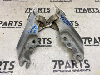 Крепление капота FORD ESCAPE LFAL3P L3 2 ракурс