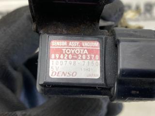Map-сенсор TOYOTA AVENSIS AZT255 1AZFSE 89420-20370 4 ракурс