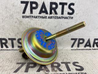 Крепление запасного колеса TOYOTA RAUM EXZ10 5EFE 2 ракурс