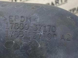 Патрубок воздушн.фильтра TOYOTA ISIS ZGM10 2ZR-FAE 1788037170 4 ракурс