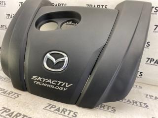 Пластиковая крышка на двс MAZDA PREMACY CWFFW PE-VPS 4 ракурс
