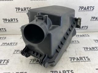 Корпус воздушного фильтра TOYOTA ISIS ZGM10 2ZR-FAE 17700-37270 2 ракурс Корпус воздушного фильтра TOYOTA ISIS ZGM10 2ZR-FAE 17700-37270 2 ракурс