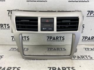 Консоль магнитофона TOYOTA BELTA SCP92 2SZFE 1 ракурс