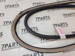 Уплотнение дверное правое переднее TOYOTA BREVIS JCG10 1JZFSE 6231151040A0 2 ракурс